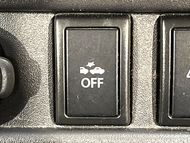 �y�O�He-Assist�z���s���ɑO���̎ԗ�����F�����A�Փ˂������Ȏ��͌x��ƃu���[�L�ŏՓˉ���Ɣ�Q�y�����A�V�X�g�B�����S�Ƀh���C�u�����y���݂��������܂��B