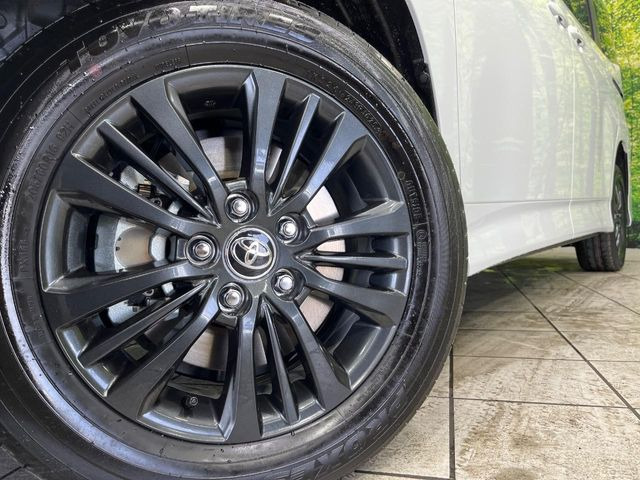 �y����16�C���`�A���~�z�C�[���z�O�ςɃ}�b�`���������A���~�z�C�[���𑕒����Ă���܂��B�e��ЊO�A���~�z�C�[����A�X�^�b�h���X�^�C�����戵�����Ă���܂��B���񂲑��k����������