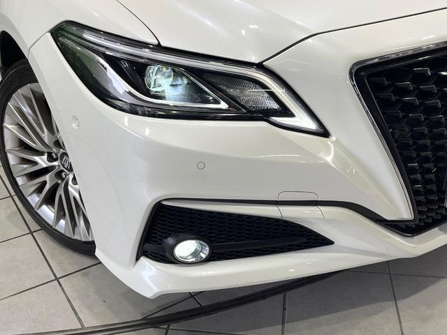 �yLED�w�b�h���C�g�z���V����ԑ��s�����ǍD�Ȏ��E���m�ۂ����S���ĉ^�]�ł��鍂�P�xLED�w�b�h���C�g�𑕔�!�_�����x�������A����d�͂��}�����Ă��܂��B