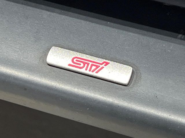 �ySTI�G�A���z�l�C��STI�G�A���𑕔�!�N���}�̊O�ς����X�^�C���b�V���ɂȂ�A�X���ő��݊����ӂ��1��Ɂ􏫗������ւ��鎞�ɂ����Z�[���ɉe�����₷���A���l����l�C�̑����ł�!