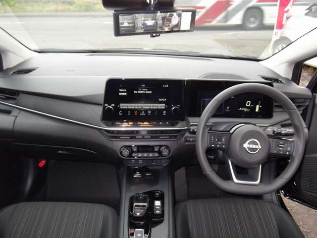 ノート1.2 X FOUR 4WD