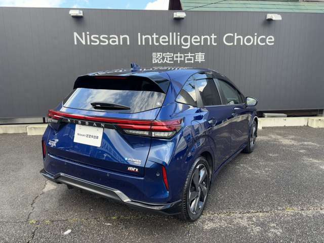 ノートオーラ1.2 G FOUR レザーエディション 4WD