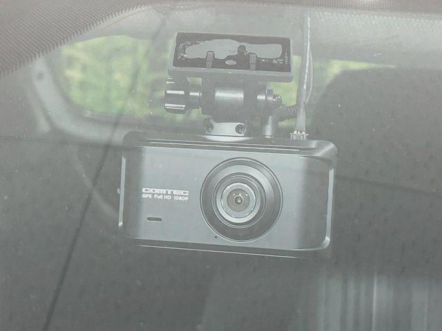 �y�h���C�u���R�[�_�[�z�h���C�u���R�[�_�[����!���s���͂������A������^�]�⎖�̂ɑ��������ہA�f���ŋL�^���A����̃��X�N�ɔ����܂��B���L�^�pSD�J�[�h�͂��q�l�����g�ł��������������K�v������܂��B