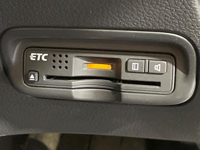 【ETC】高速道路の料金所をストレスなく通過!話題のスポットやサービスエリアに多い「スマートIC」利用時は必須のアイテムです。当店でセットアップを実施、ご納車当日からすぐにご利用いただけます!