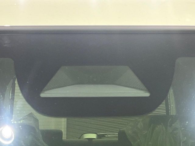 �y�z���_�Z���V���O�z���s���ɑO���̎ԗ�����F�����A�Փ˂������Ȏ��͌x��ƃu���[�L�ŏՓˉ���Ɣ�Q�y�����A�V�X�g�B�����S�Ƀh���C�u�����y���݂��������܂��B