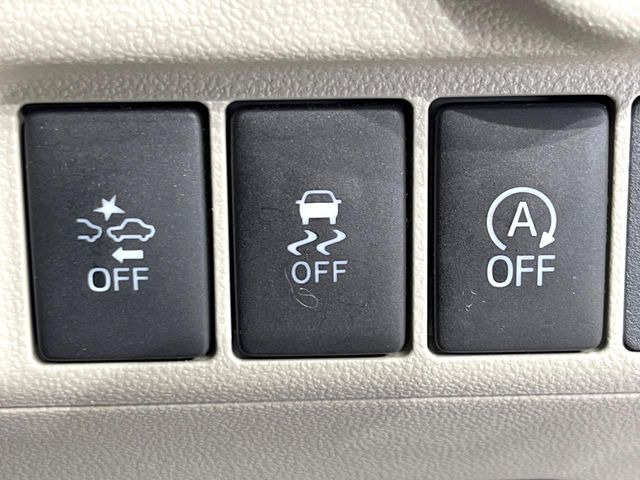 �y�A�C�h�����O�X�g�b�v�z�ԐM����a�؂Œ�Ԃ����ۂɃG���W�����~���A���ʂȔR���̏����}���܂��B�R��������ی�ɂȂ���@�\��G���W���̓u���[�L�𗣂��΍Ďn�����܂��B