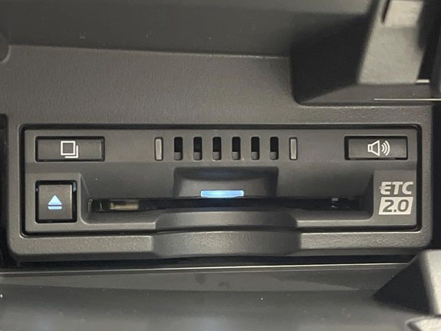 【ETC】高速道路の料金所をストレスなく通過!話題のスポットやサービスエリアに多い「スマートIC」利用時は必須のアイテムです。当店でセットアップを実施、ご納車当日からすぐにご利用いただけます!