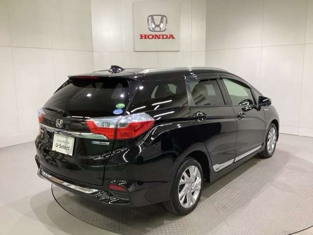 シャトル1.5 ハイブリッド Z 4WD