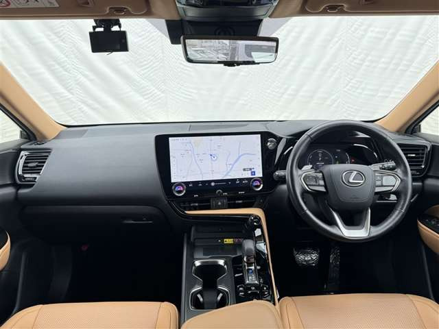 NX450hプラス バージョンL 4WD