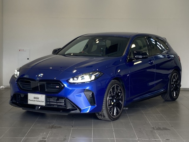 1シリーズM135 xドライブ 4WD