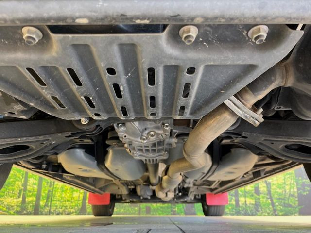 下回りがきれいなうちに、防錆加工の施工がオススメ。降雪地域はもちろん、沿岸部にお住いの方や、趣味でマリン・ウィンタースポーツをされる方にご好評いただいております。