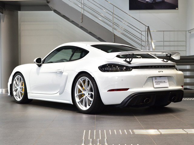 718ケイマンGT4