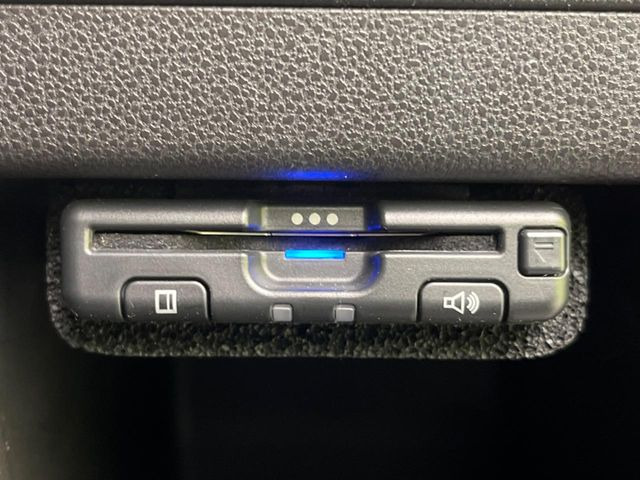 【ETC】高速道路の料金所をストレスなく通過!話題のスポットやサービスエリアに多い「スマートIC」利用時は必須のアイテムです。当店でセットアップを実施、ご納車当日からすぐにご利用いただけます!