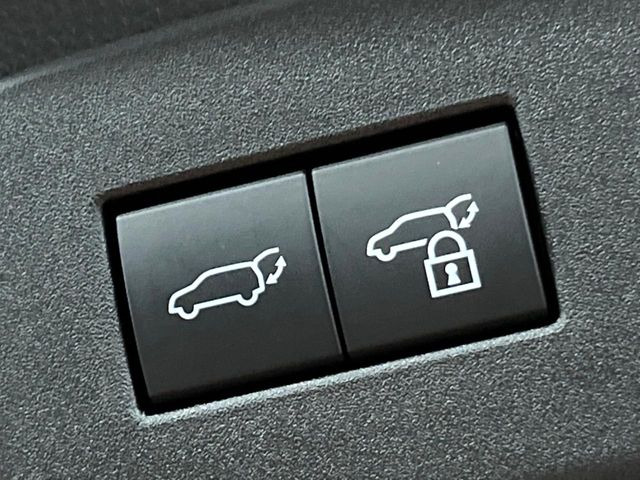 �y�p���[�o�b�N�h�A�z�X�}�[�g�L�[��^�]�Ȃ̃{�^�������������Ń��A�Q�[�g�������ŊJ���܂�!�ו��������Ă��鎞��A�����ʒu�ɂ���o�b�N�h�A��߂�ۂɕ֗��ȋ@�\�ł���