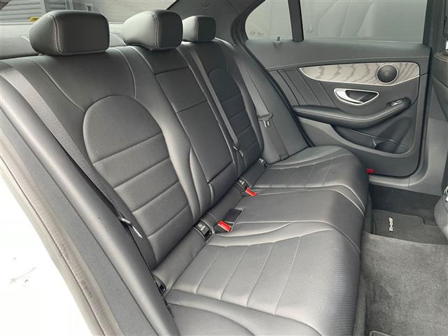 CクラスC200 アバンギャルド AMGライン