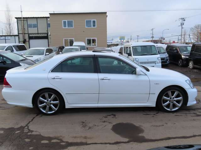 ���АύڎԂ܂��͒�g�̗����Ǝ҂ɂē����A�S���e�n�ւ̗����E�o�^�[�Ԃ��\�ł��̂ŉ����̕������Ђ��₢���킹��������!