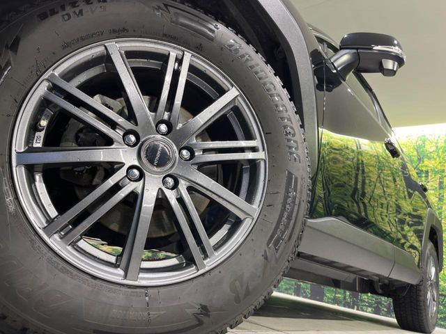 �y17�C���`�A���~�z�C�[���z�O�ςɃ}�b�`�����A���~�z�C�[���𑕒����Ă���܂��B�e��A���~�z�C�[����A�X�^�b�h���X�^�C�����戵�����Ă���܂��B���񂲑��k����������