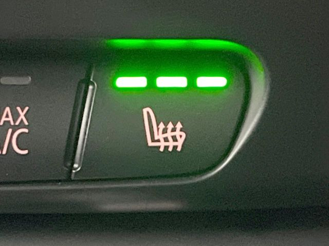 ���t�����g�V�[�g�q�[�e�B���O:�^�]�ȁE����ȋ��ɎO�i�K�Œ��߂��\�ȃV�[�g�q�[�^�[�𑕔����Ă���܂��B�G�߂��킸���K�ɂ��g�p���������܂��B