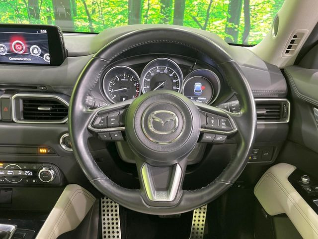 �y�����v�����X�e�A�����O�z�㎿�Ȋv���g�p���邱�ƂŁA��ɂ����������݂ƂĂ��^�]���₷���n���h���ł���