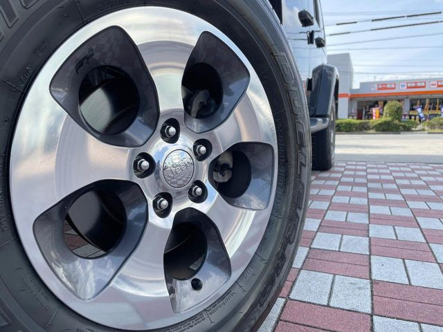 ������18�C���`�A���~�z�C�[��:�A���ԂȂ�ł͂̑�z����������x����z�C�[���Ƒ����ł�!���{�Ԃ̑���Ɋ���Ă�����ɂ����Б̊����Ē��������قǁA�������x���ł܂Ƃ܂��Ă��܂�!