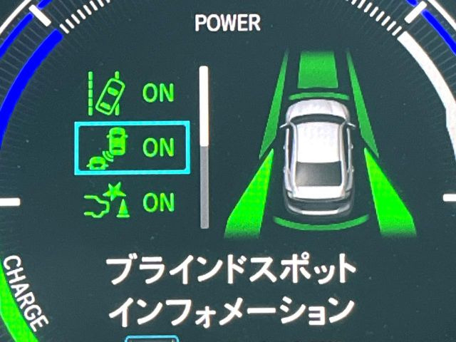 �y�u���C���h�X�|�b�g�C���t�H���[�V�����z���s���A�h�A�~���[�̎��p�ɂȂ�₷���ӏ��Ɍ㑱�Ԃ��ڋ߂���ƃT�C�h�~���[�t�߂Ɍx����\���A�h���C�o�[�ɒ��ӊ��N�����Ă���܂��B