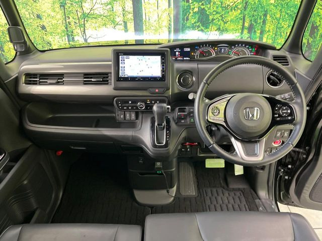 N-BOXカスタムL ターボ スタイルプラス ブラック