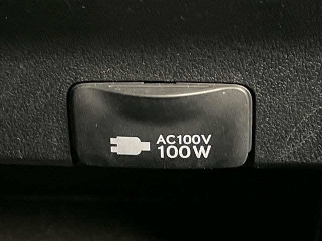 �y�A�N�Z�T���[�R���Z���g�z�L�����v��X�|�[�c�A�A�E�g�h�A�ł̃A�N�e�B�r�e�B�͂������A�ЊQ�E��d�̍ۂɏ����ɂ��Ȃ�AC100V�R���Z���g�𑕔���P�[�^�C��^�u���b�g�A�Q�[���@��̏[�d�ɂ���