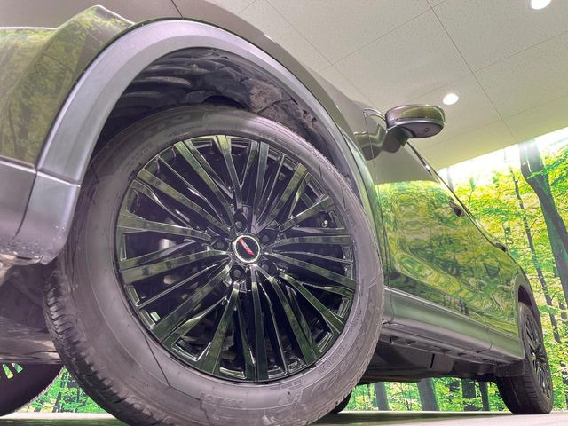 �y18�C���`�A���~�z�C�[���z�O�ςɃ}�b�`�����A���~�z�C�[���𑕒����Ă���܂��B�e��A���~�z�C�[����A�X�^�b�h���X�^�C�����戵�����Ă���܂��B���񂲑��k����������