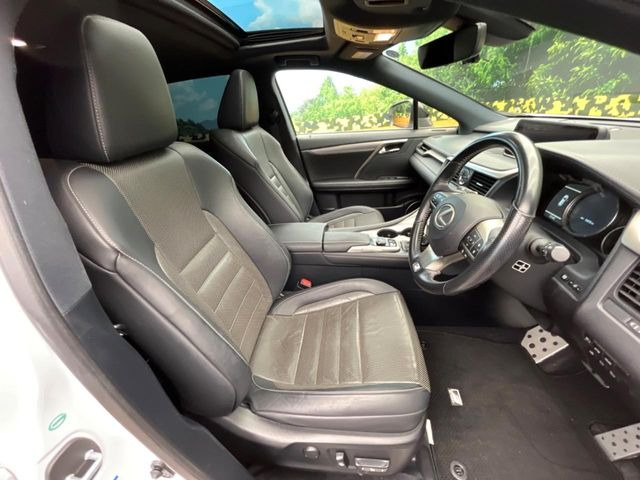 �^�]�ȃV�[�g���͎g�p�������Ȃ��A�ǍD�ȏ�ԂƂȂ��Ă��܂��B���J�Ɏg���Ă������Ƃ��悭�킩��܂��ˁB