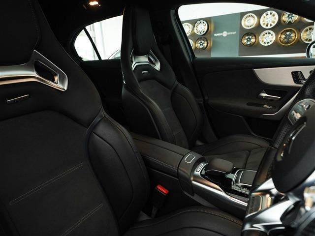 ����E�����������Ă���܂��B���C�y�ɂ����k���������B