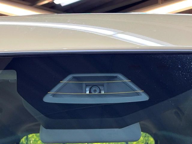 �y�X�Y�L �Z�[�t�e�B�T�|�[�g�z���s���ɑO���̎ԗ�����F�����A�Փ˂������Ȏ��͌x��ƃu���[�L�ŏՓˉ���Ɣ�Q�y�����A�V�X�g�B�����S�Ƀh���C�u�����y���݂��������܂��B