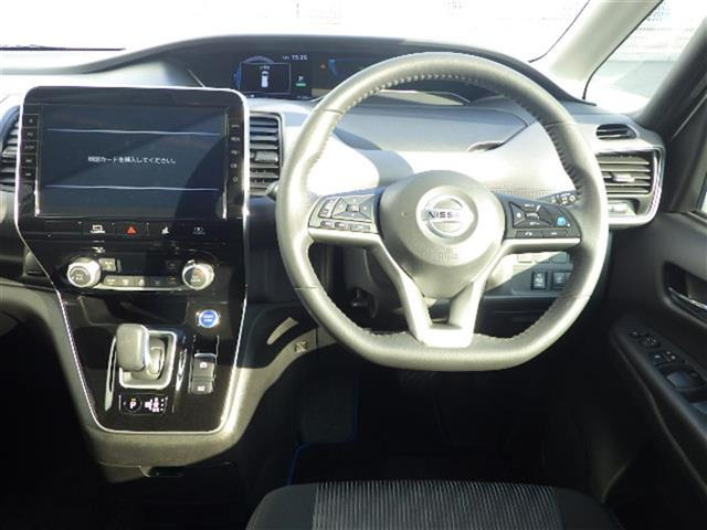 セレナ1.2 e-POWER ハイウェイスターV