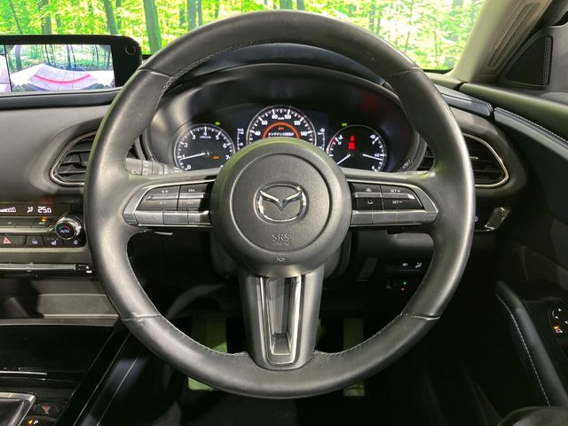 �y�����v�����X�e�A�����O�z�㎿�Ȋv���g�p���邱�ƂŁA��ɂ����������݂ƂĂ��^�]���₷���n���h���ł���