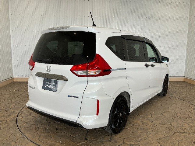 フリード+1.5 ハイブリッド G