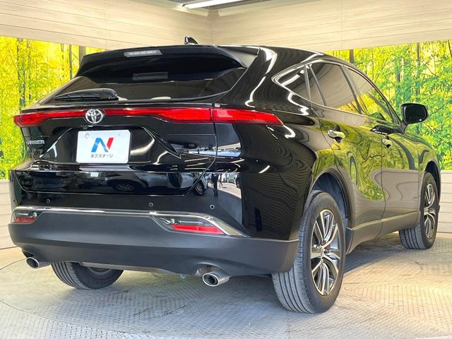 ��D�]�𒸂��Ă���܂��{�f�B�̒e�X�v���b�V���R�[�g���D�]��t���B�ʏ�̃K���X�R�[�g�ƈقȂ�A�ϋv�N��6�N�̖��@���K���X�R�[�e�B���O���A�{�f�B���L���C�ȏ�Ԃɕۂ��Ă���܂��B