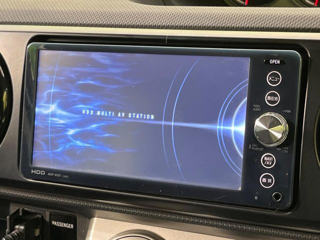 �y�����i�r�z�l�C�̏����i�r�𑕔����Ă���܂��B�i�r�̎g���₷���͂������A�I�[�f�B�I�@�\���[��!�L�����v�◷�s�͂������A�ʋ΂┃�����ȂǕ��i�̃h���C�u���y�����Ȃ�͂���