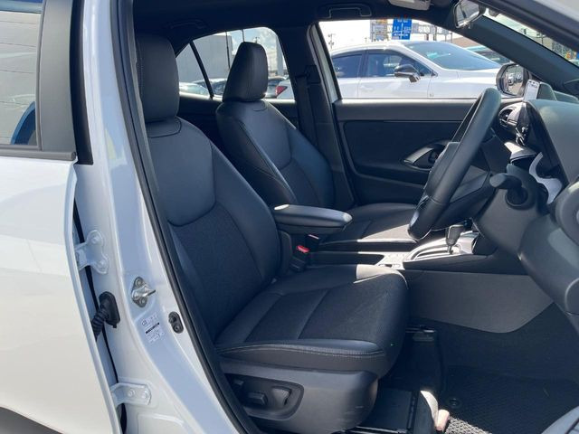 �y�n�[�t���U�[�V�[�g�z�������ƍ���S�n�𗼗������l�C�̃V�[�g���w�ʁE���ʂ̃t�@�u���b�N�f�ނ́A�ʋC���̗ǂ��⊊��ɂ����ɗD��Ă��܂��B�C���╞���ɍ��E���ꂸ���K�ɂ���肢�������܂��B