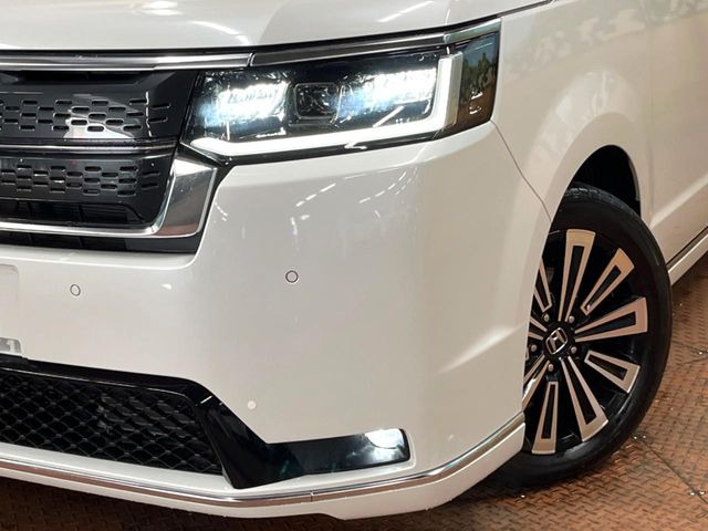 �yLED�w�b�h���C�g�z���V����ԑ��s�����ǍD�Ȏ��E���m�ۂ����S���ĉ^�]�ł��鍂�P�xLED�w�b�h���C�g�𑕔�!�_�����x�������A����d�͂��}�����Ă��܂��B