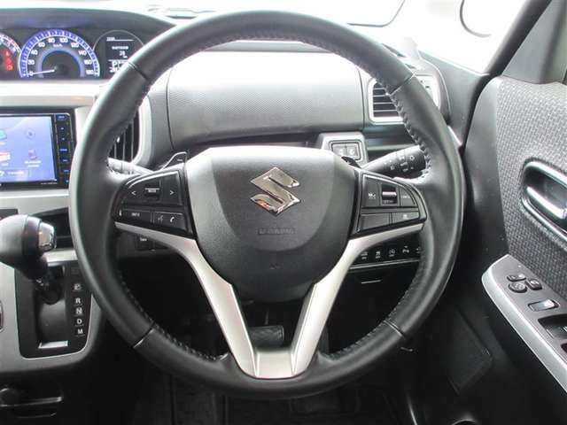 ソリオ1.2 ハイブリッド(HYBRID)  MZ