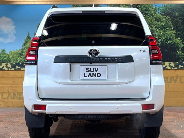 安心の最長10年・走行無制限保証(有償)をご用意。保証内容も充実はもちろん、無料点検&オイル交換や、年中無休の全国・24時間ロードサービスも付帯されておりますのでご安心下さい。