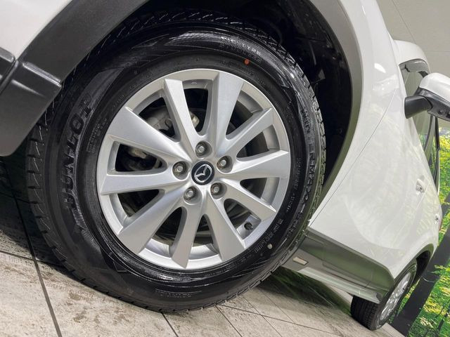 �y����17�C���`�A���~�z�C�[���z�O�ςɃ}�b�`���������A���~�z�C�[���𑕒����Ă���܂��B�e��ЊO�A���~�z�C�[����A�X�^�b�h���X�^�C�����戵�����Ă���܂��B���񂲑��k����������