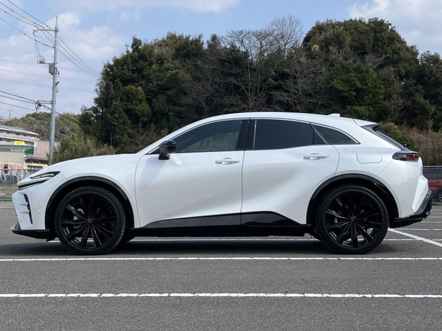 クラウンスポーツ2.5 Z E-Four 4WD