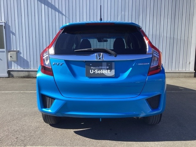 フィット1.5 ハイブリッド Fパッケージ