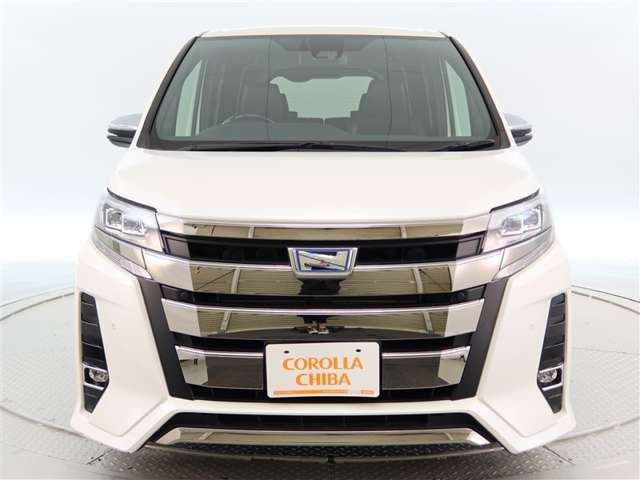 ノア1.8 ハイブリッド Si W×B II