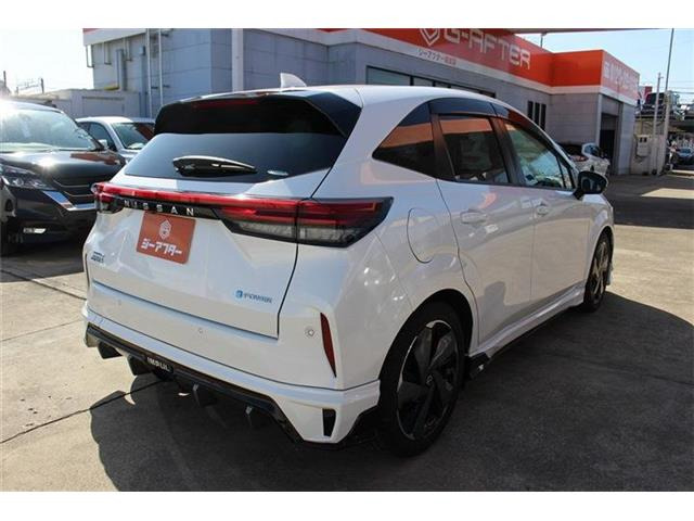 �̔��͂����X���������邨�q�l����ł��B���Ǝҗl�ւ̔̔��͂��f�肳���Ă��������܂��B�Ԍ������ԗ��̏ꍇ�́A�Ԍ����擾�������x�������z�ŕ\�����Ă���܂��B