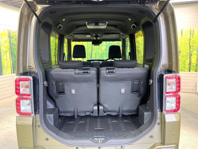 普段のお買い物や通勤、送迎等に十分な荷室スペースを確保しております。セカンドシートを倒すと、大きな荷物の積載も可能です♪