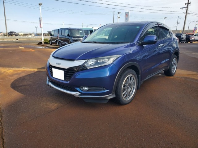 ヴェゼル1.5 ハイブリッド X 4WD