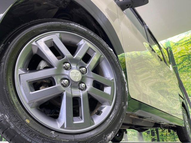 �y����15�C���`�A���~�z�C�[���z�O�ςɃ}�b�`���������A���~�z�C�[���𑕒����Ă���܂��B�e��ЊO�A���~�z�C�[����A�X�^�b�h���X�^�C�����戵�����Ă���܂��B���񂲑��k����������