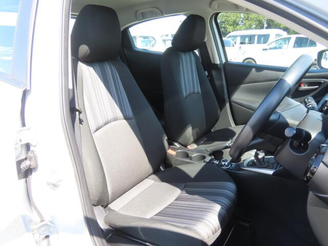 �t�����g�V�[�g����ԗǍD�ł���B�傫�ȉ�����Ȃ��A���S�ł��B����S�n�������ł���B