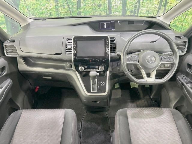 セレナ2.0 ハイウェイスター Vセレクション